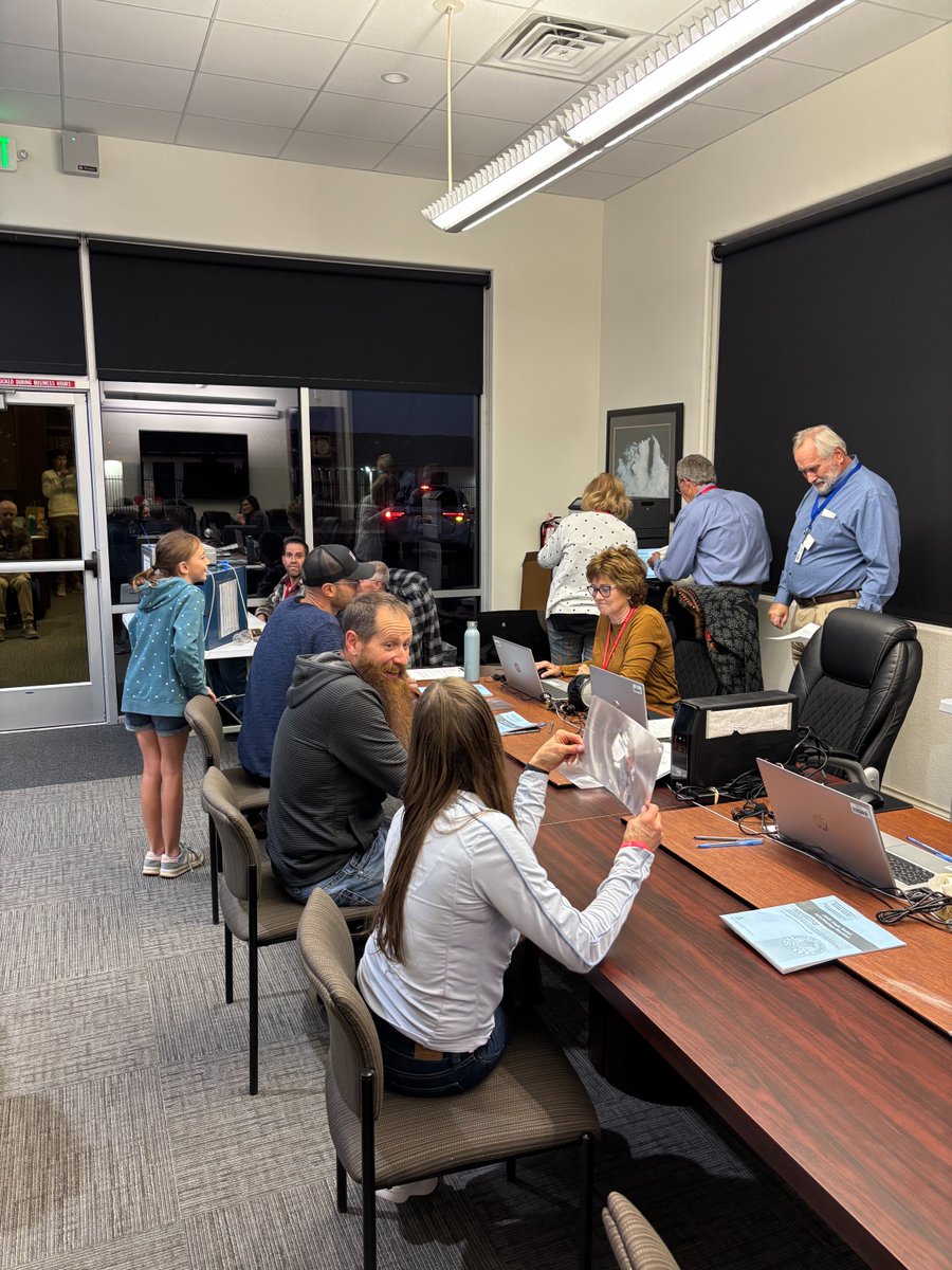 ClerkEPC's tweet image. Do you have the perfect place for a Voter Service and Polling Center for the November General Election? We want to hear from you 🫵🗳️

Call us at 719-520-7325 📞

#PollingCenter #Feedback #Election #Vote #ElPasoCounty