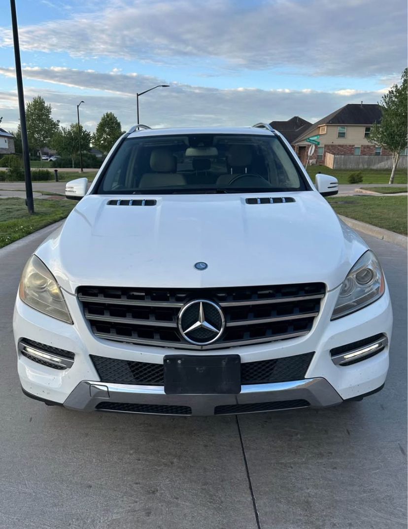 olamitoye_1's tweet image. *VERY SWEET DEAL 💯🔥*

2015 Mercedes-Benz M-Class · ML 350 4MATIC Sport Utility 4D

Total landing:19.5M