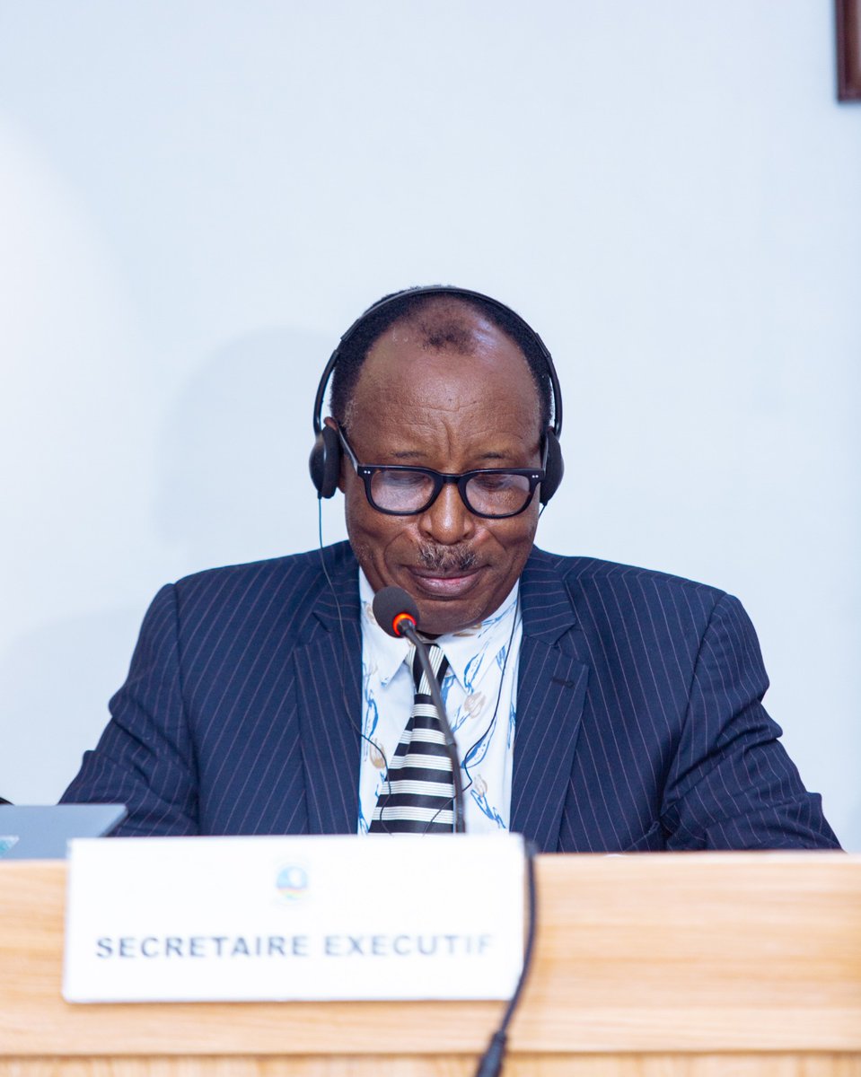 _ICGLR_'s tweet photo. Ham Mungyereza, représentant le SE de la CIRGL @mubitaluwa a salué les progrès déjà franchis par le comité, dont la formation des auditeurs accrédités en mars 2026, renforçant ainsi la #transparence et le Mécanisme Régionale de Certification de la CIRGL. https://t.co/NVYyXbJ6Yz