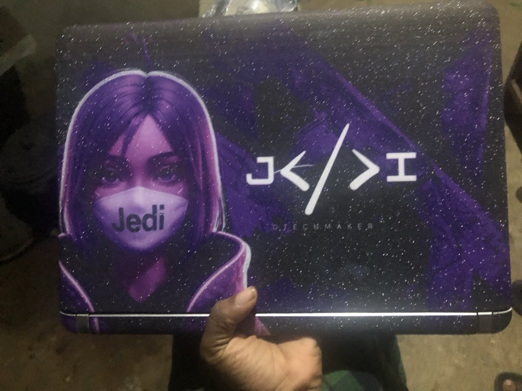 Jedi_🟦 tweet media