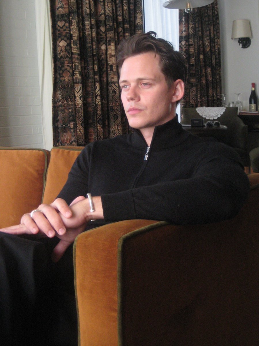 Executive producer Bill Skarsgård|🪩 tweet media
