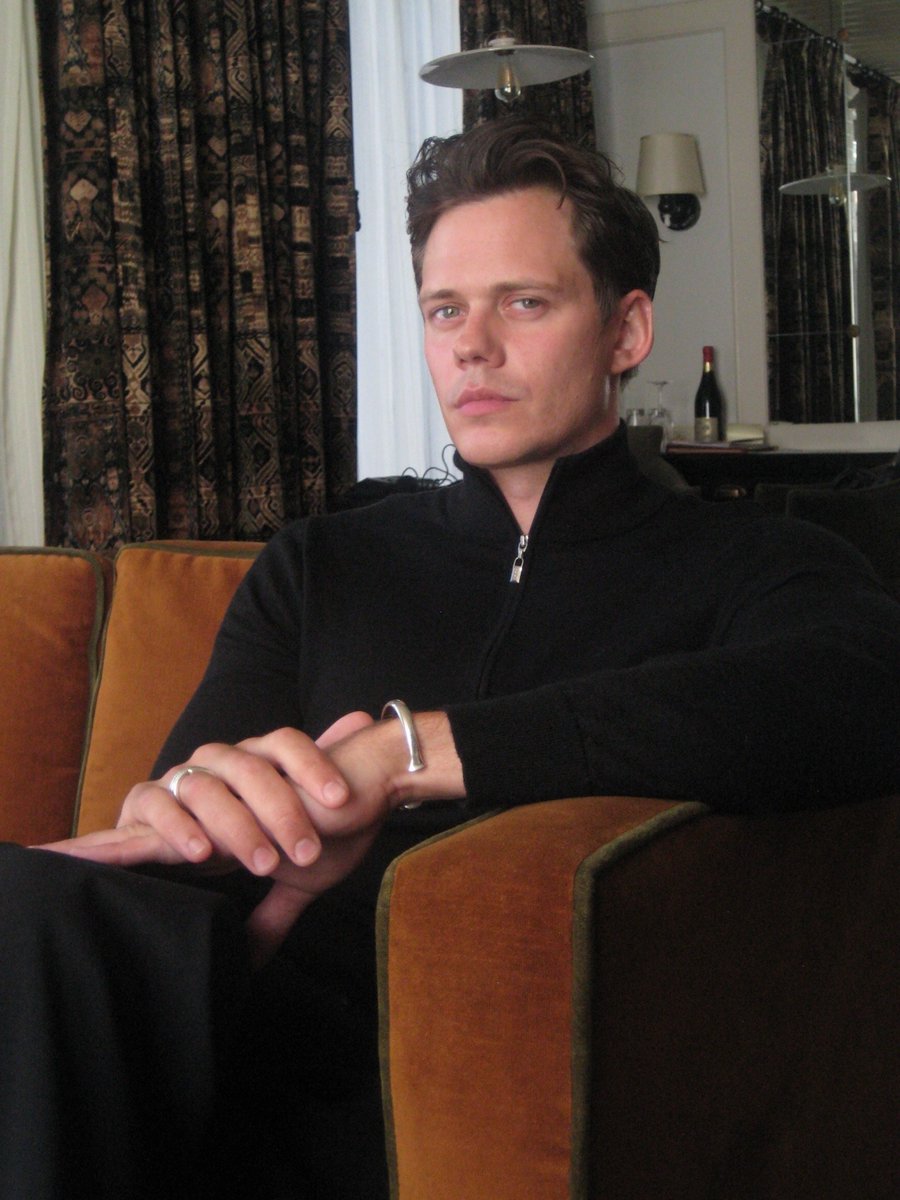 Executive producer Bill Skarsgård|🪩 tweet media