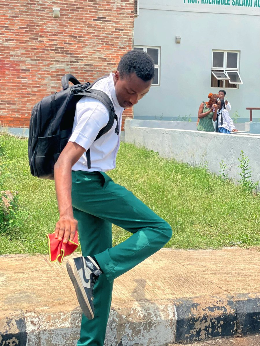 OxTemmie tweet media