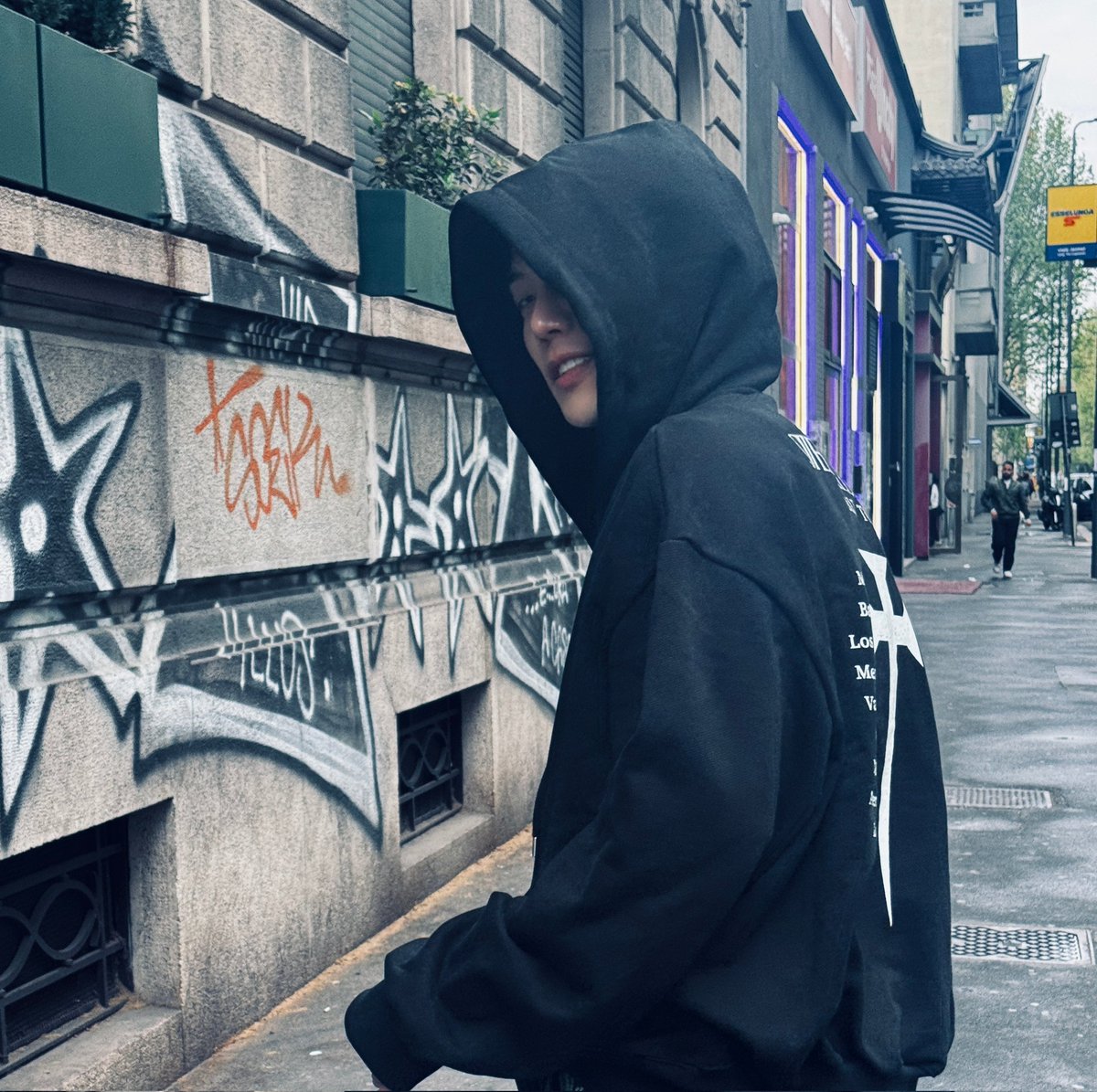 elcapitxxn's tweet photo. WHO KILLED EL?
NEXT STOP Madrid🇪🇸
Tickets here
https://t.co/uVPW31QR11 https://t.co/GfhoaMQAm6