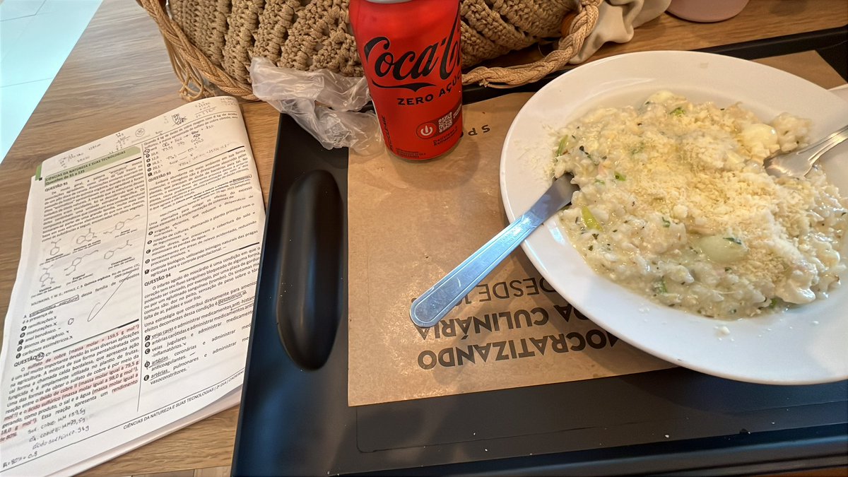 cami⁷ 🪭 vai ver o bts 30/10!! tweet media