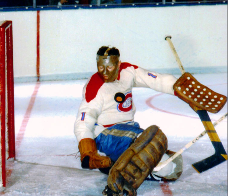 hockey_vintage's tweet image. Happy birthday to the late HHOFer Anthony "Tony O" Esposito who was born ON THIS DAY in hockey history (April 23, 1943):

1969 Stanley Cup Champion
1970 Calder Trophy Winner
6-time NHL Allstar
3-time Vezina Trophy Winner
3-time NHL Shutout Leader
2-time NHL Wins Leader