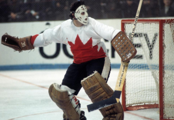 hockey_vintage's tweet image. Happy birthday to the late HHOFer Anthony "Tony O" Esposito who was born ON THIS DAY in hockey history (April 23, 1943):

1969 Stanley Cup Champion
1970 Calder Trophy Winner
6-time NHL Allstar
3-time Vezina Trophy Winner
3-time NHL Shutout Leader
2-time NHL Wins Leader