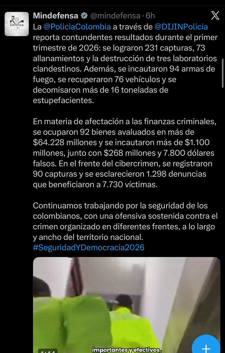 Plastico Radio Colombia  tweet media
