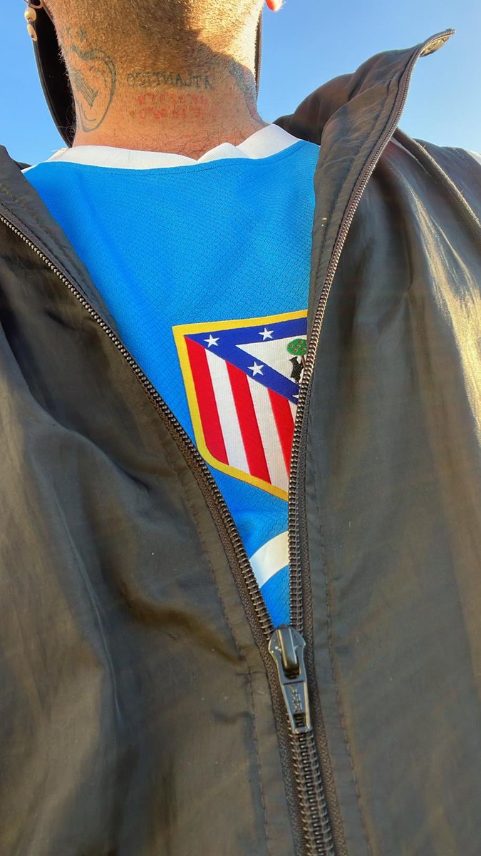 Alvarito tweet media