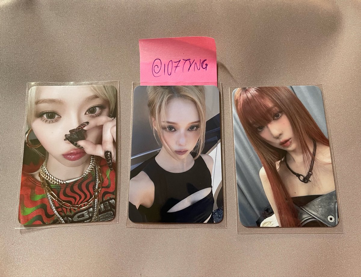 i07tyng's tweet photo. VENDA/VENDO

- 35 cada + frete
- feedbacks e termos no fixado 

🏷️ winter aespa giselle aeri ningning karina troco troca
(repost com a qualidade melhor) https://t.co/W58pjFraxP