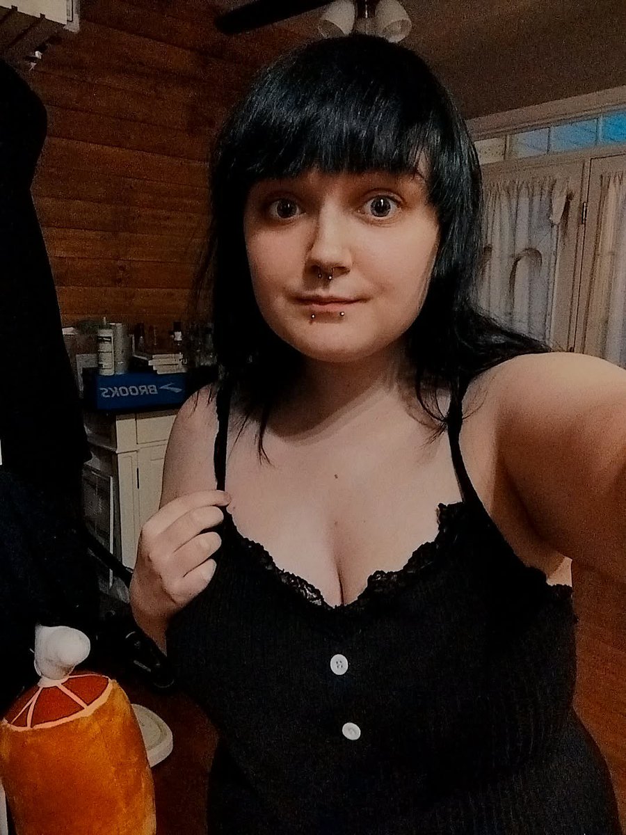 hi welcome to gay trash.com tweet media