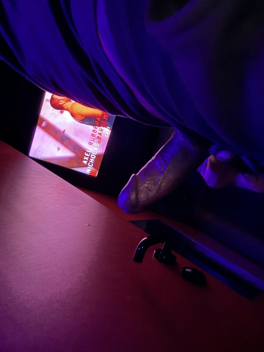 GuyNerdAms tweet media