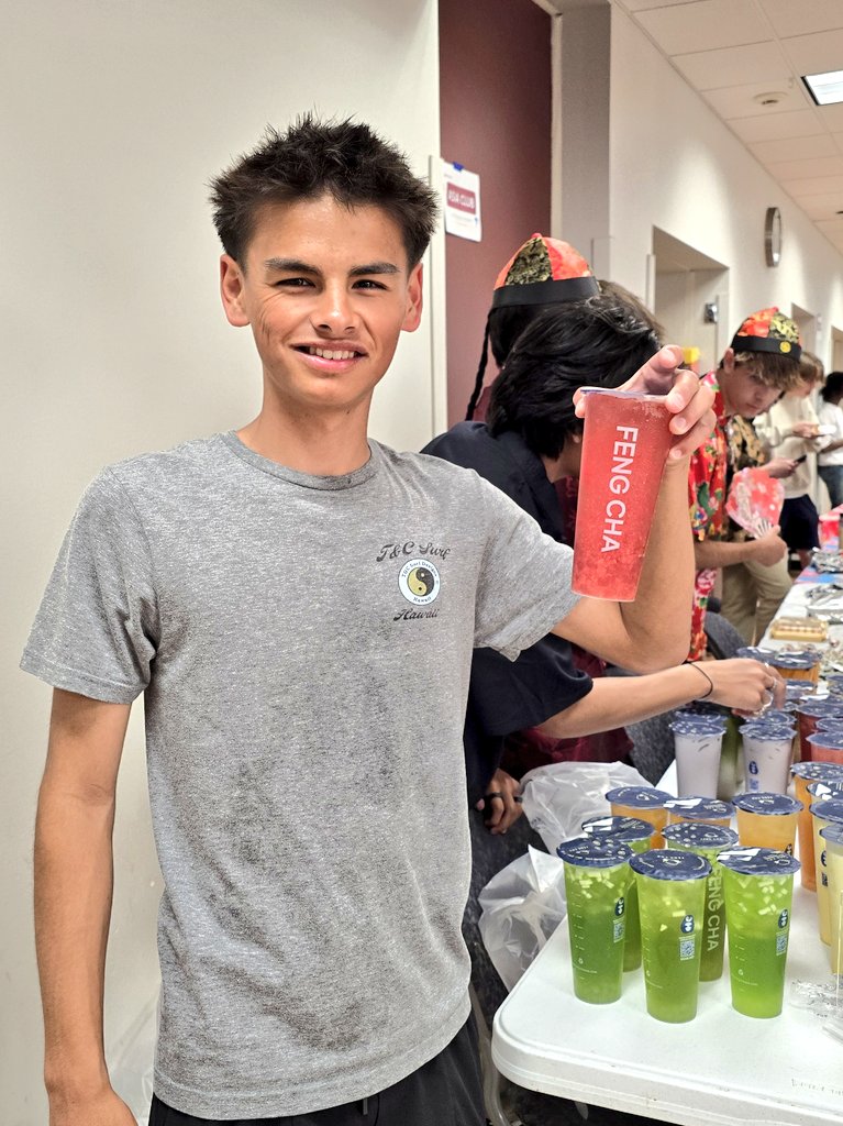 tsenglaoshi's tweet photo. Culture Fest just got sweeter! 🧋✨ Huge shoutout to @fengchastlouis for sponsoring bubble tea ! https://t.co/X3639Zr7fG