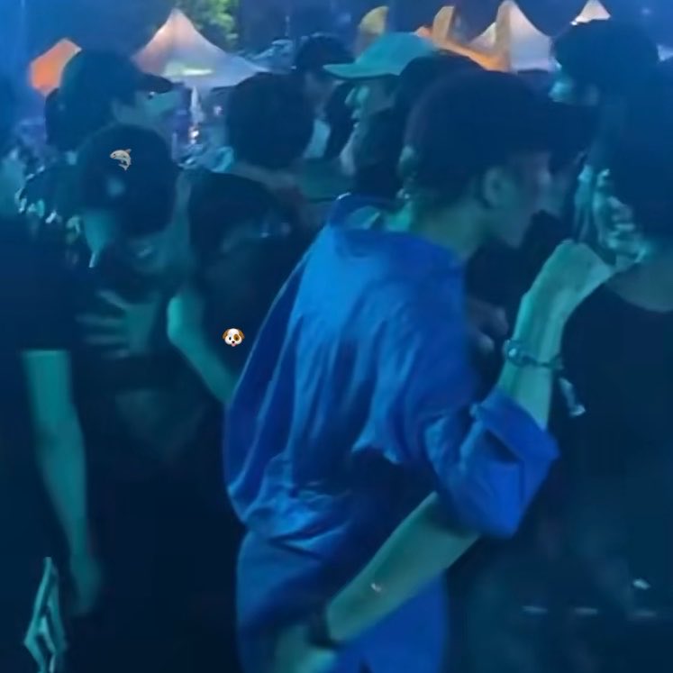 ⋆˚ aj 𝜗𝜚˚⋆ tweet media