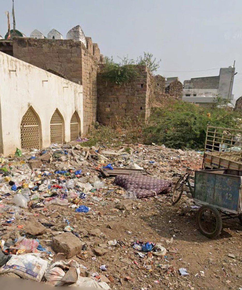 pasham_teja's tweet photo. GOLCONDA is dying! Once a diamond hub now a dumping yard Encroachments at Moti Darwaza illegal godowns and garbage are shaming India Foreigners will stop visiting if this neglect continues ASI &amp; Govt WAKE UP! Save our heritage before it’s gone forever @ASIGoI @gssjodhpur #ASI https://t.co/LJCre2RK4b