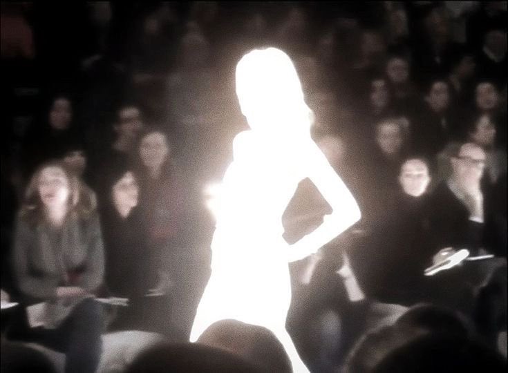 Mira⁷ | en tweet media