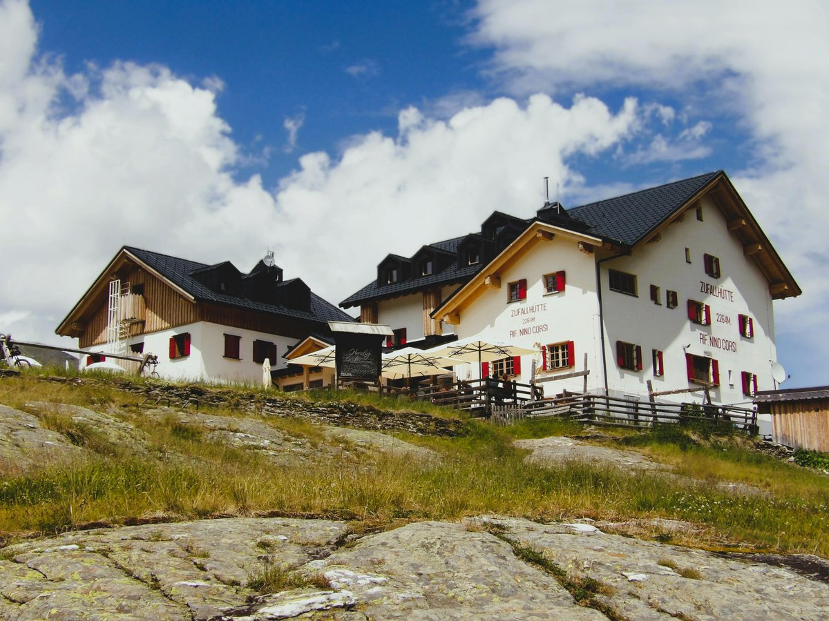 Lindel Faustino. tweet media