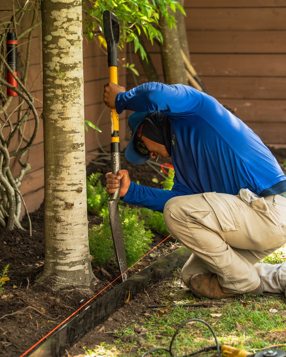 Hogue Landscape Services tweet media
