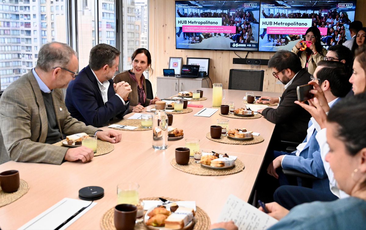 Claudio Orrego L. tweet media
