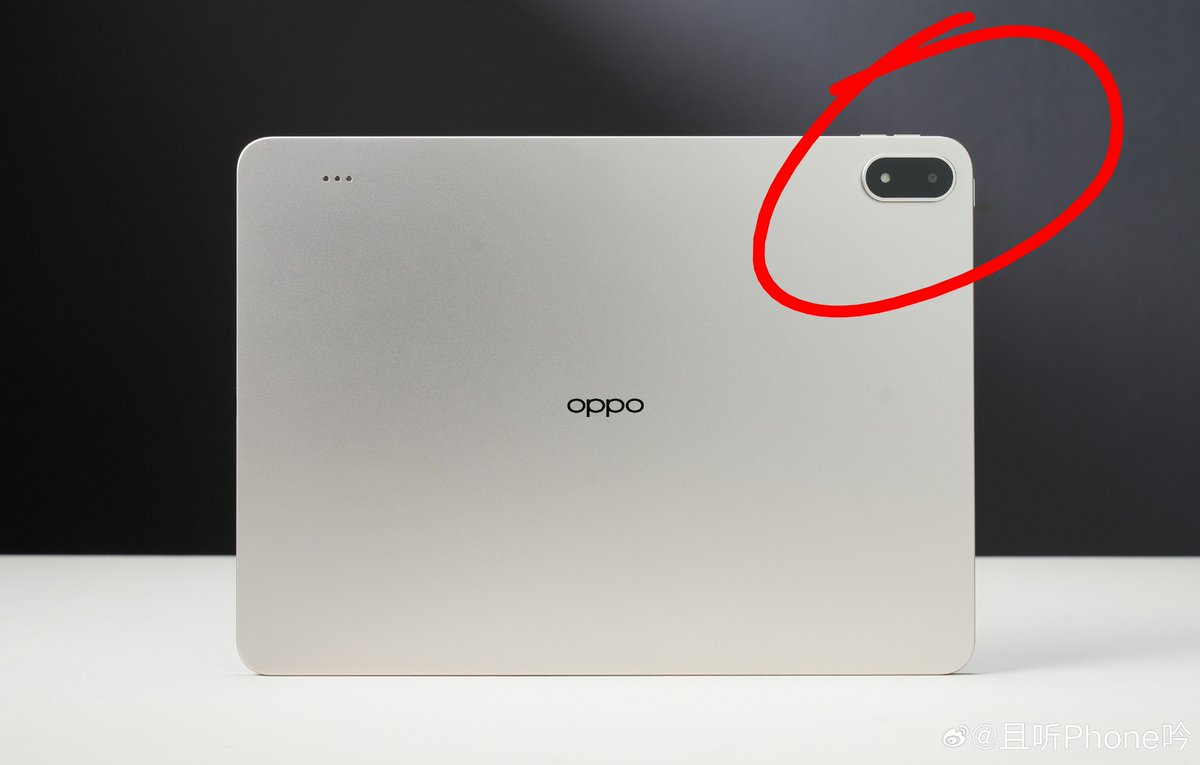 dhaveedsc3's tweet image. OPPO Pad 5 Pro = OnePlus Pad 5 Pro? 🤔

Expected :

🔹 13.2" 3.4K LCD, up to 144Hz
🔹 Snapdragon 8 Elite Gen 5
🔹 LPDDR5X RAM + UFS 4.1 storage
🔹 Up to 16GB RAM + 512GB storage
🔹 13MP rear + 8MP front camera
🔹 ~13,380mAh battery + 67W fast charging
🔹 Ultra-slim design