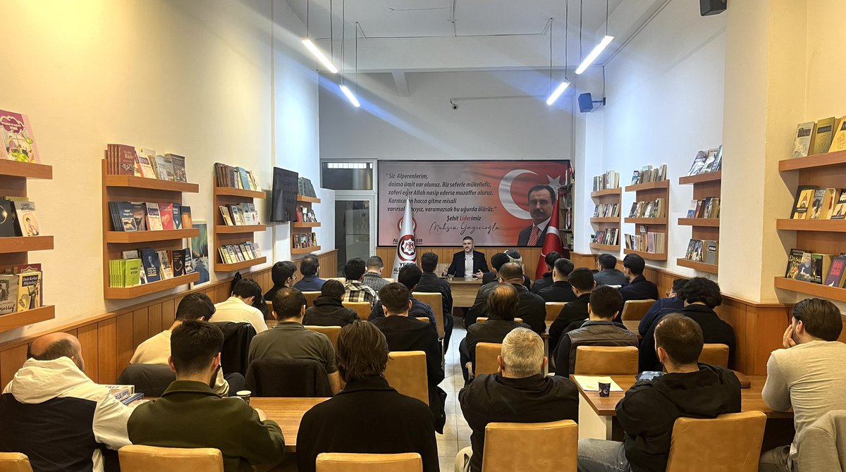 kursatmican's tweet photo. Geleneksel Yesevi Sohbetlerimiz kapsamında bu hafta ''İstikrarlı Olmak'' konulu sohbetimizi icra ettik. 
Kıymetli kardeşlerime teşekkür ediyorum. 

Var olsun koca Yürekli yiğitler! https://t.co/5CaPou0qcv