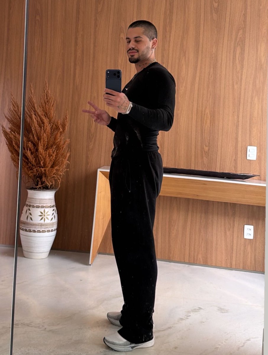 Flor de Maria ✨ tweet media