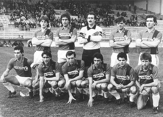Real Burgos 1986/87.

Eizmendi, Blanquito, Bastón, Bautista, Tamayo.
Emiliano, Portugal, Masque, Ibáñez, Mata, Gregory.

© Diario de Burgos.