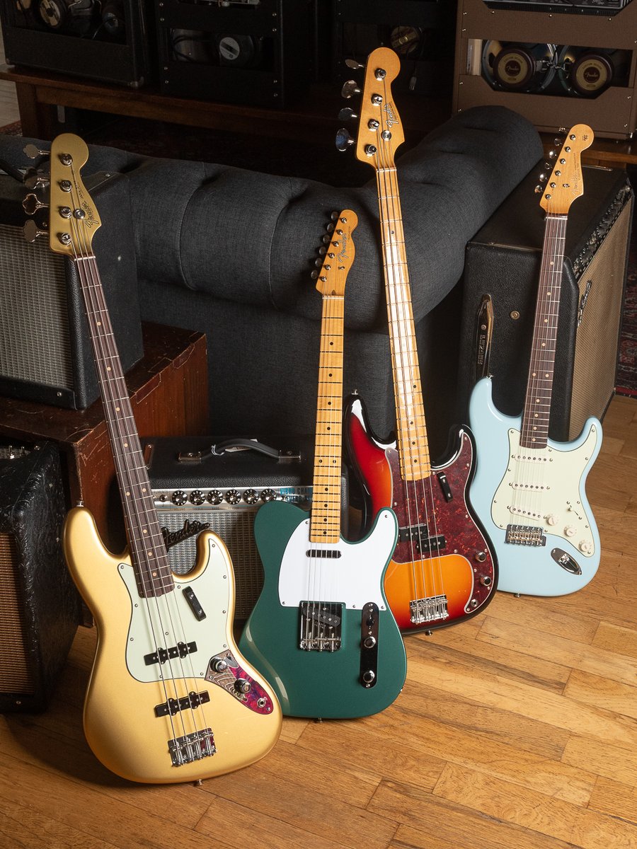 ChicagoMusicEx's tweet image. bit.ly/48OIvMf | Which era are you chasing? The new Vintera III Series from Fender doesn’t just recreate vintage tone—it dials in the exact moment it came from. From late ‘50s snap to ‘70s punch, every detail hits different. Shop @Fender Vintera III now at CME! #Fender