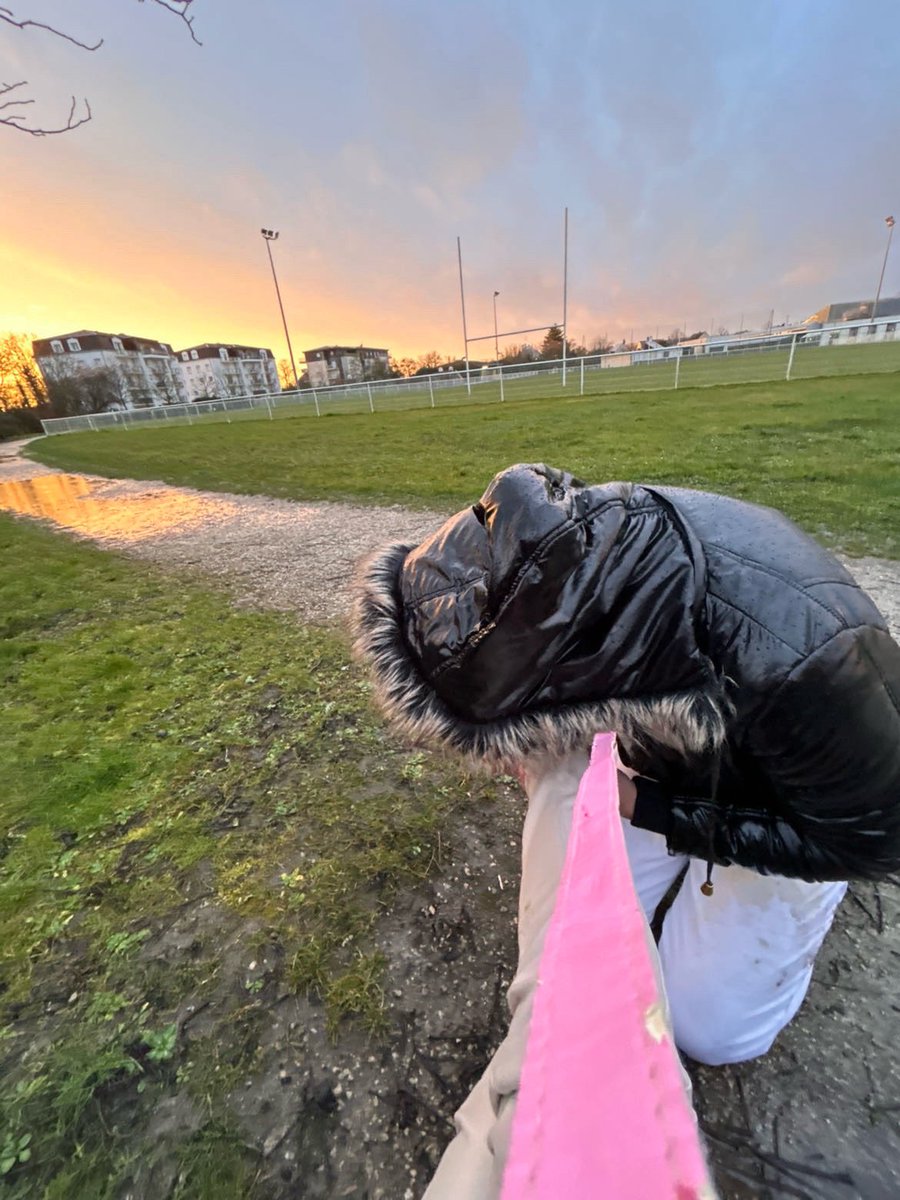 ReinaSarah tweet media