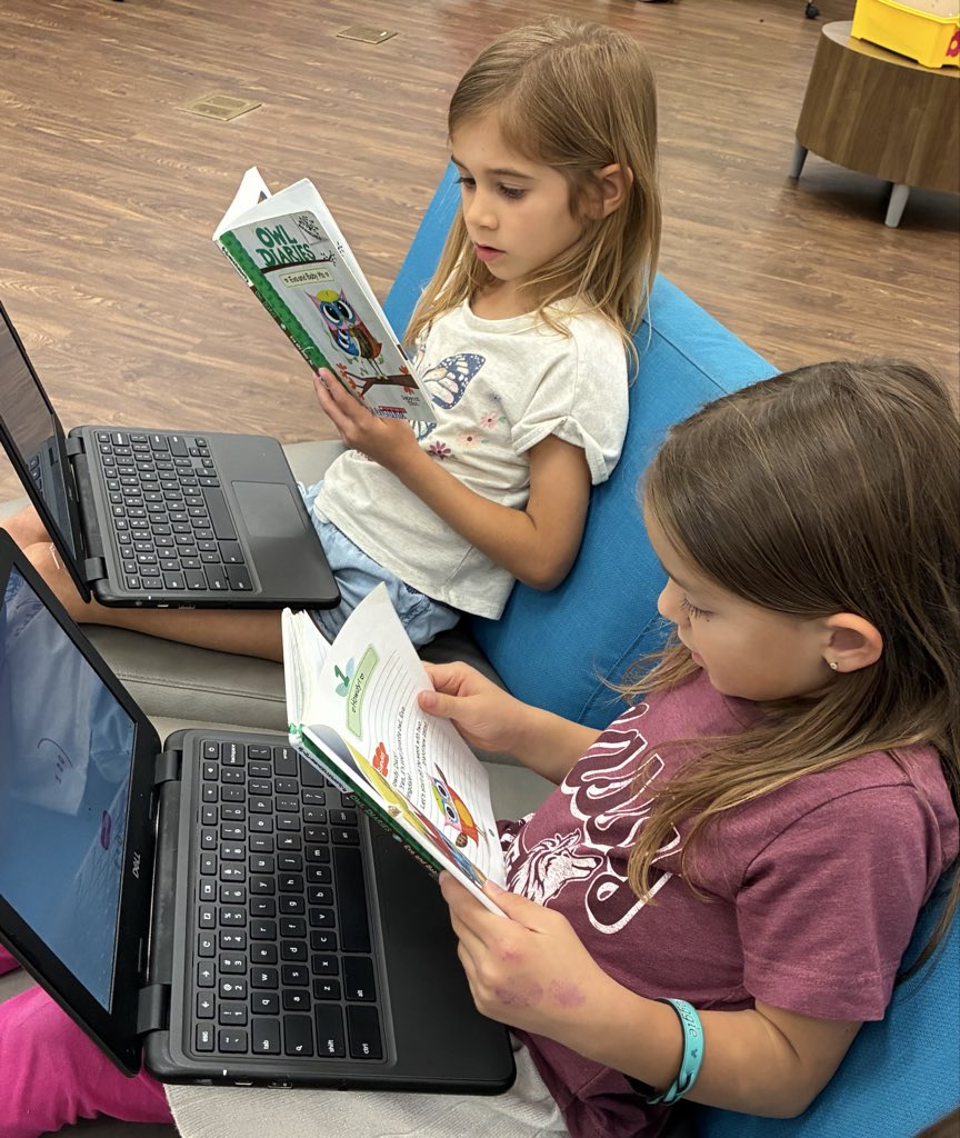 MissAndrew_FCE's tweet photo. Here is another example of why I believe in using @beanstackapp in our school library. These Kindergarten students chose to read their chapter books with Beanstack today instead of playing with our most sought-after Makerspace material: LEGO bricks! @HumbleISD_FCE @HumbleISD_lib https://t.co/s8OrvLhpkI