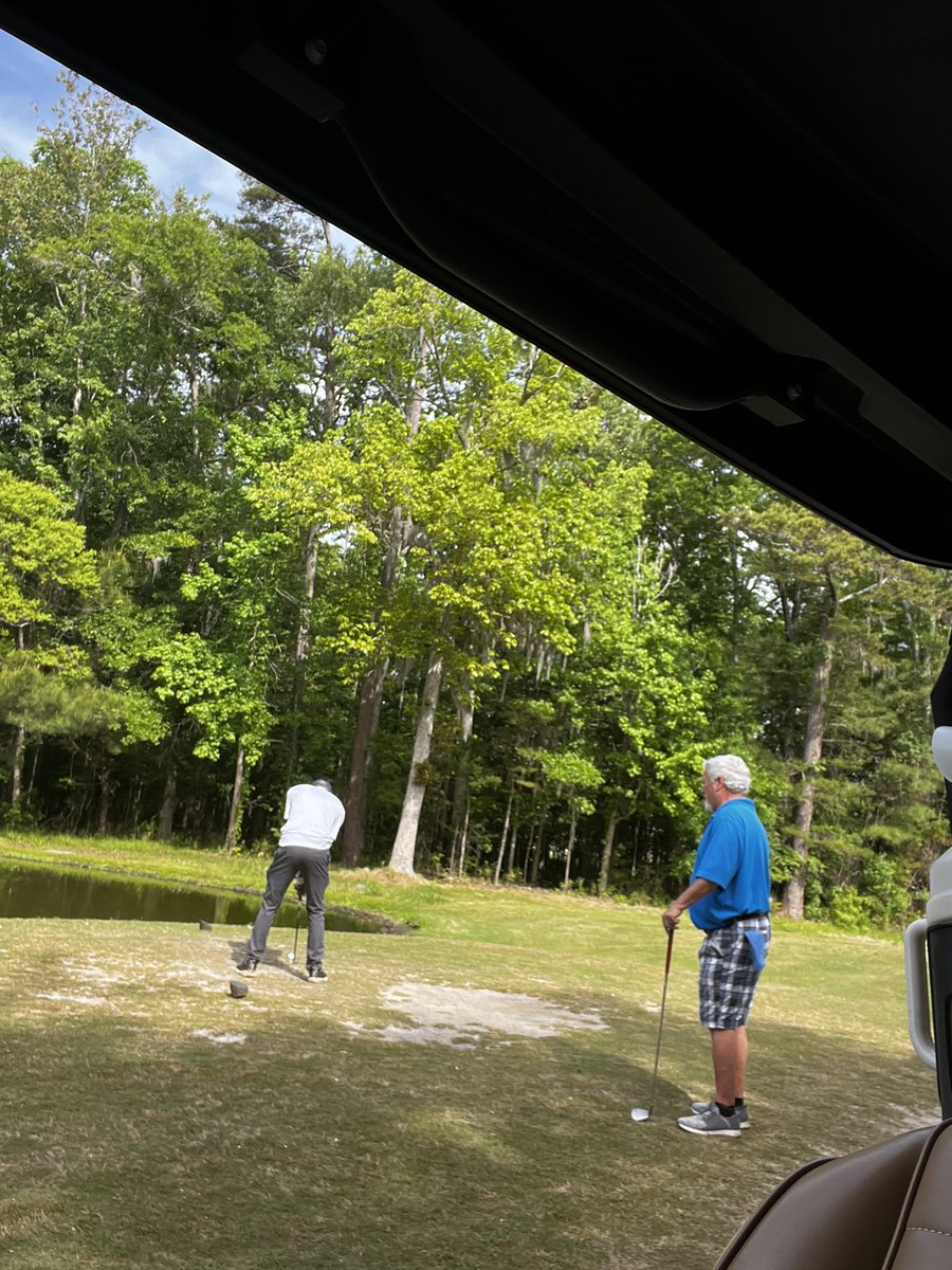 DavisJd1962's tweet image. Last two days playing golf with my older brother! 
Green / Senior Tees but decent none the less 
On to tomorrow morning at regular tees 
#Greattimes