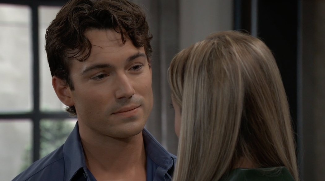 GeneralHospital's tweet image. Michael and Jacinda are ready to move on with their lives, West Coast. Is there a way to put Willow in their rear view?
Tune in to a brand-new #GH - STARTING NOW on ABC!