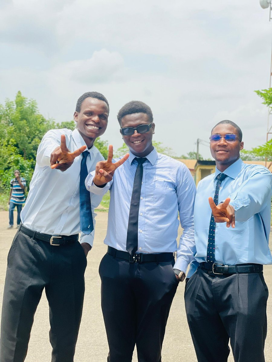 Oyindamola Realms tweet media