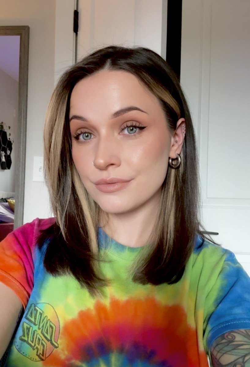 Foxie 🦊 tweet media