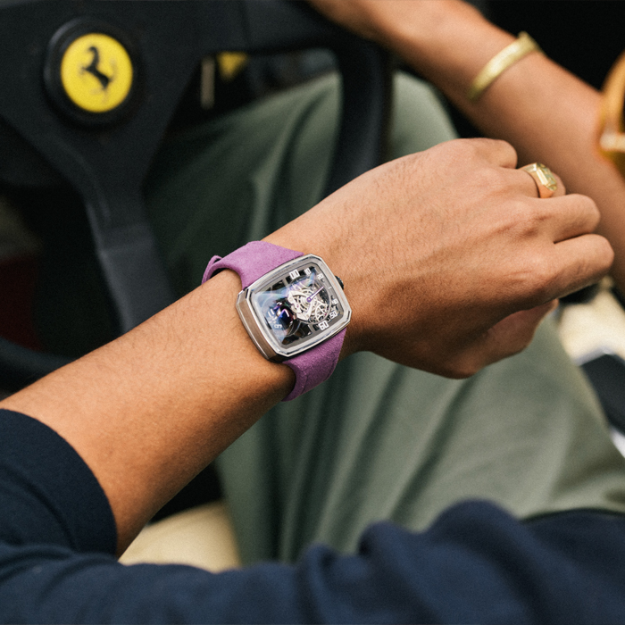 luxurylifestyle's tweet image. The Brilliance Of Movement, The Transparency Of Time luxurylifestyle.com/headlines/the-… #watch #watches #watchaddict #timepiece