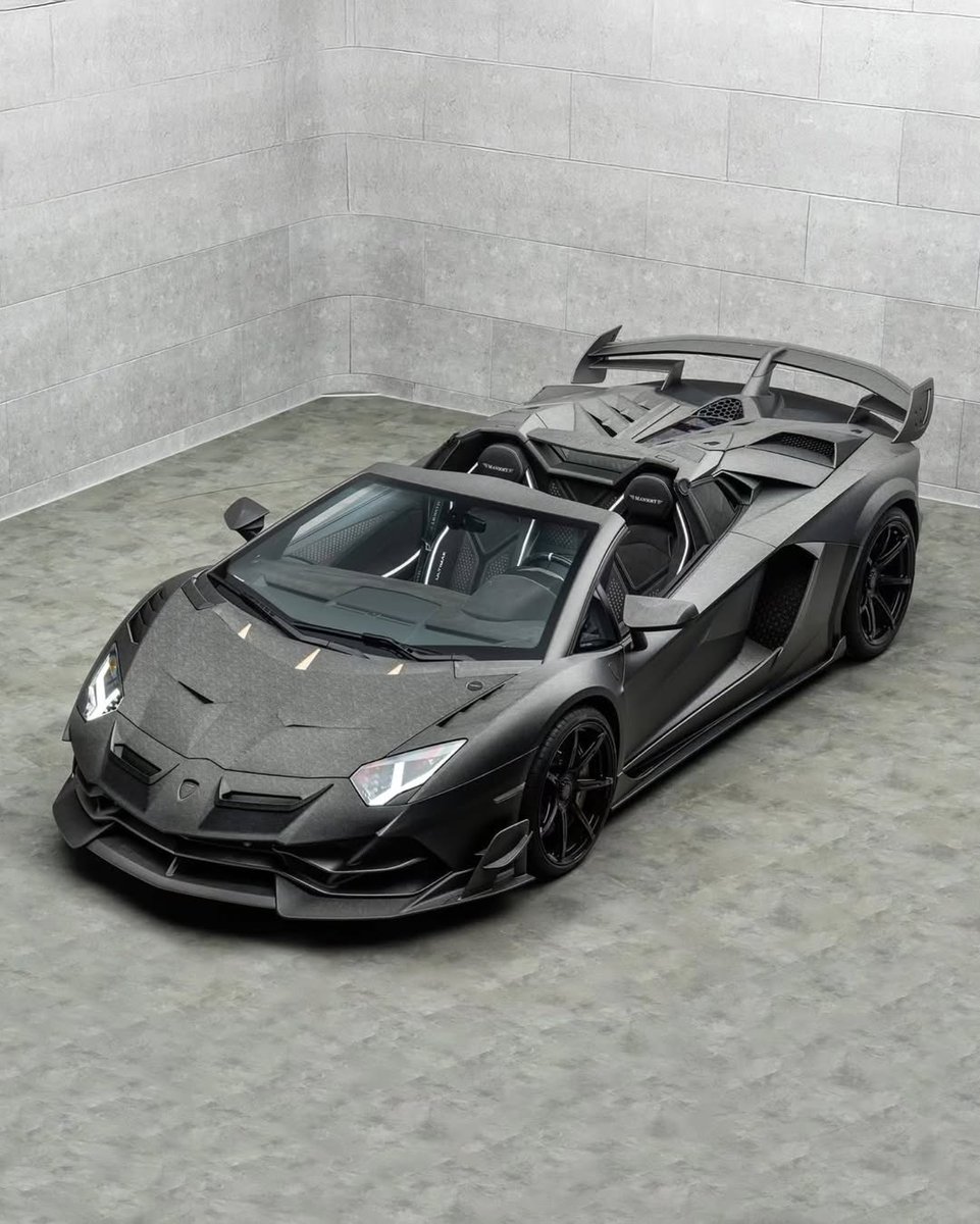 competitionreal's tweet photo. Lamborghini Aventador Mansory 🖤 https://t.co/ZgvWT9nKPb