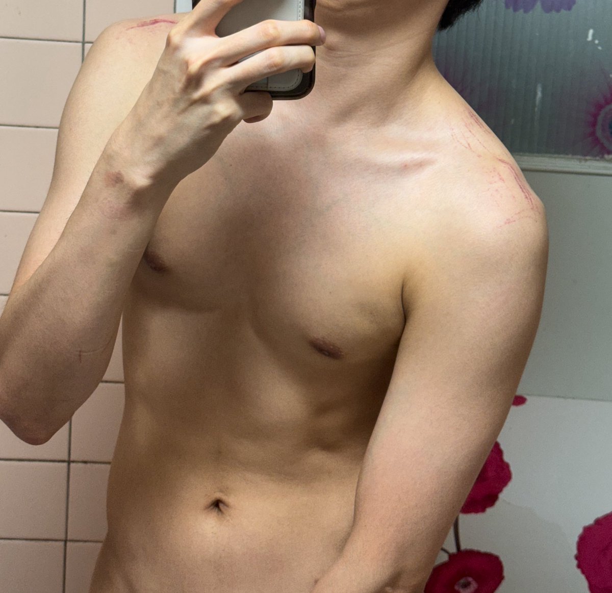 미친놈 tweet media