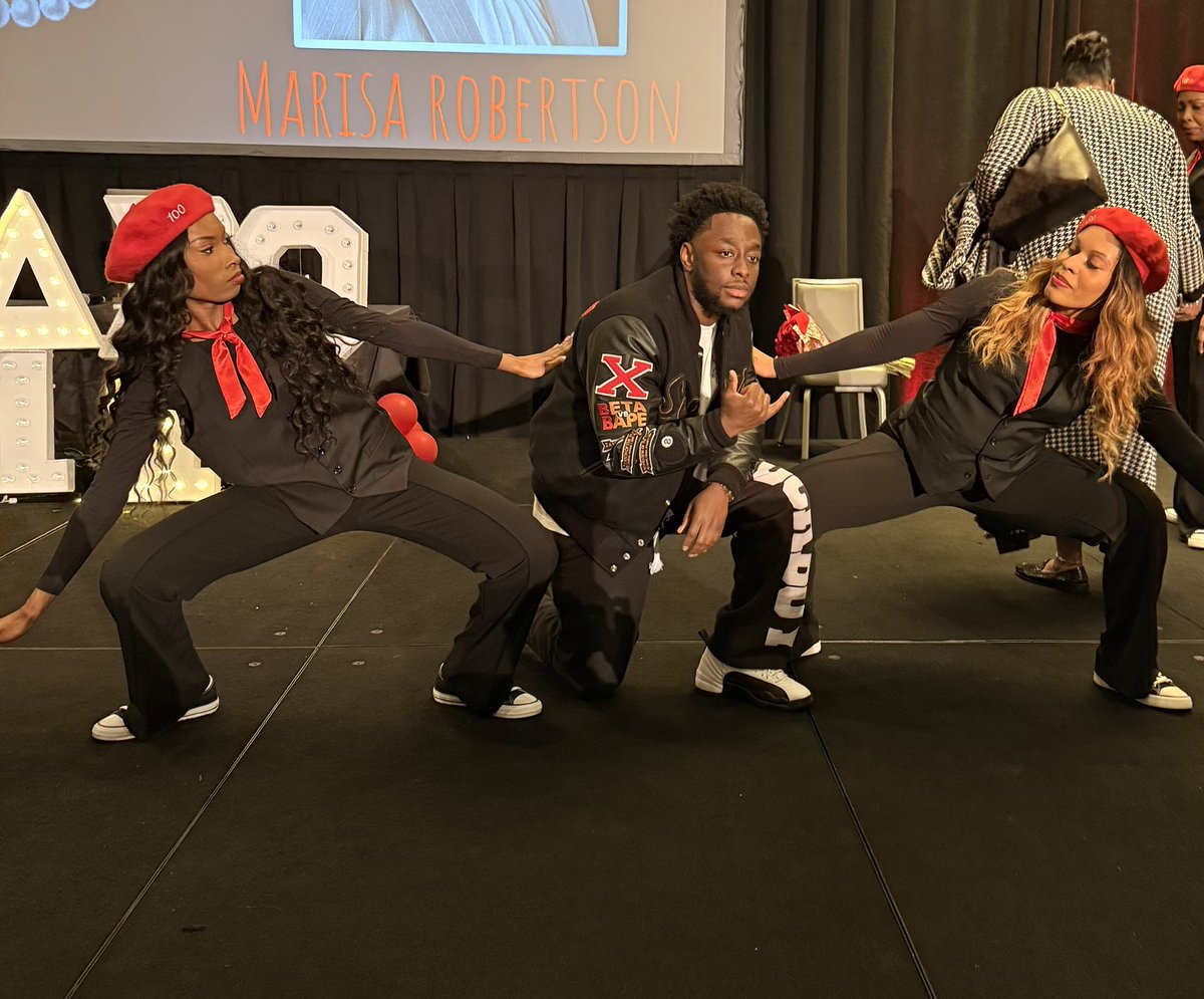 THE RNB SENSATION tweet media
