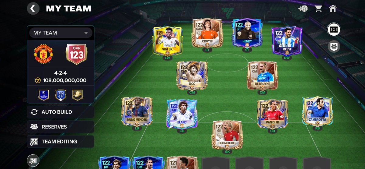PostFifamobile's tweet photo. @purefootball_x Bro I’m thinking to get Cr7 for 900 tockens. I have around 1000 
Suggestions please. https://t.co/hqAD5F2CUh