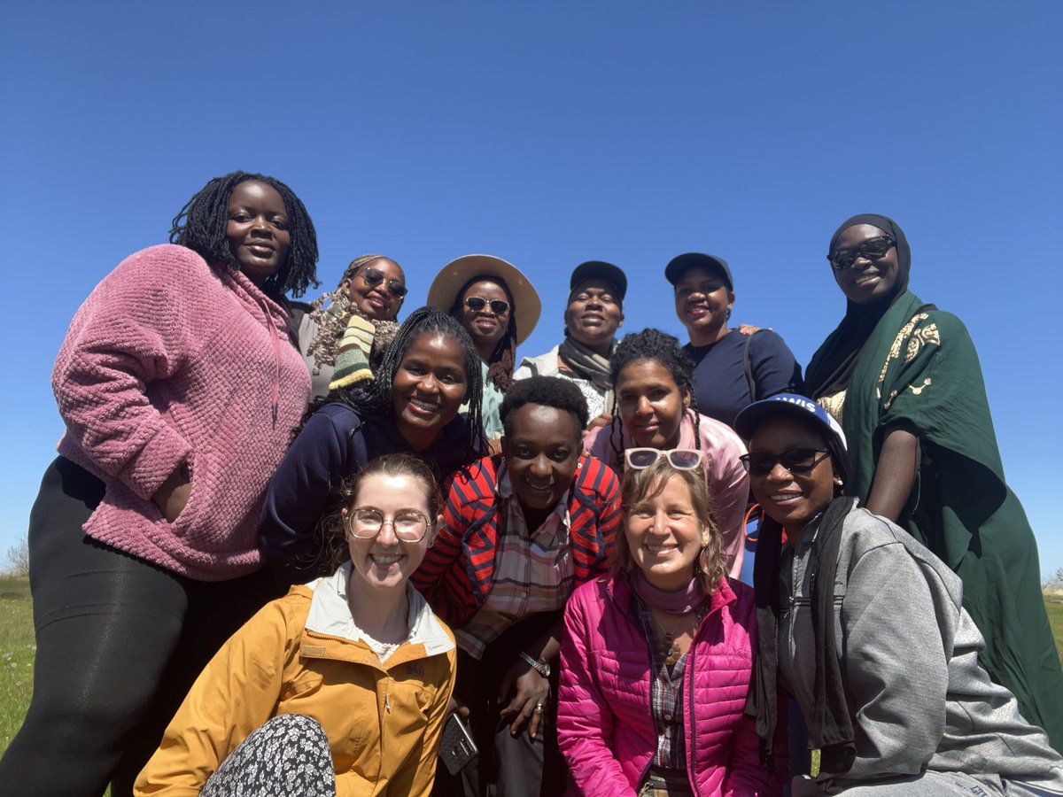 CIGLR_UM's tweet image. 🌊 NEW BLOG! Across Lakes &amp;amp; Continents: One Scientist’s Path Connecting Freshwater Systems: ciglr.seas.umich.edu/across-lakes-c…

From the Laurentian #GreatLakes to Africa’s GLs, Melissa Mattwig’s work shows one thing: the future of freshwater depends on global collaboration.

#WomenInScience