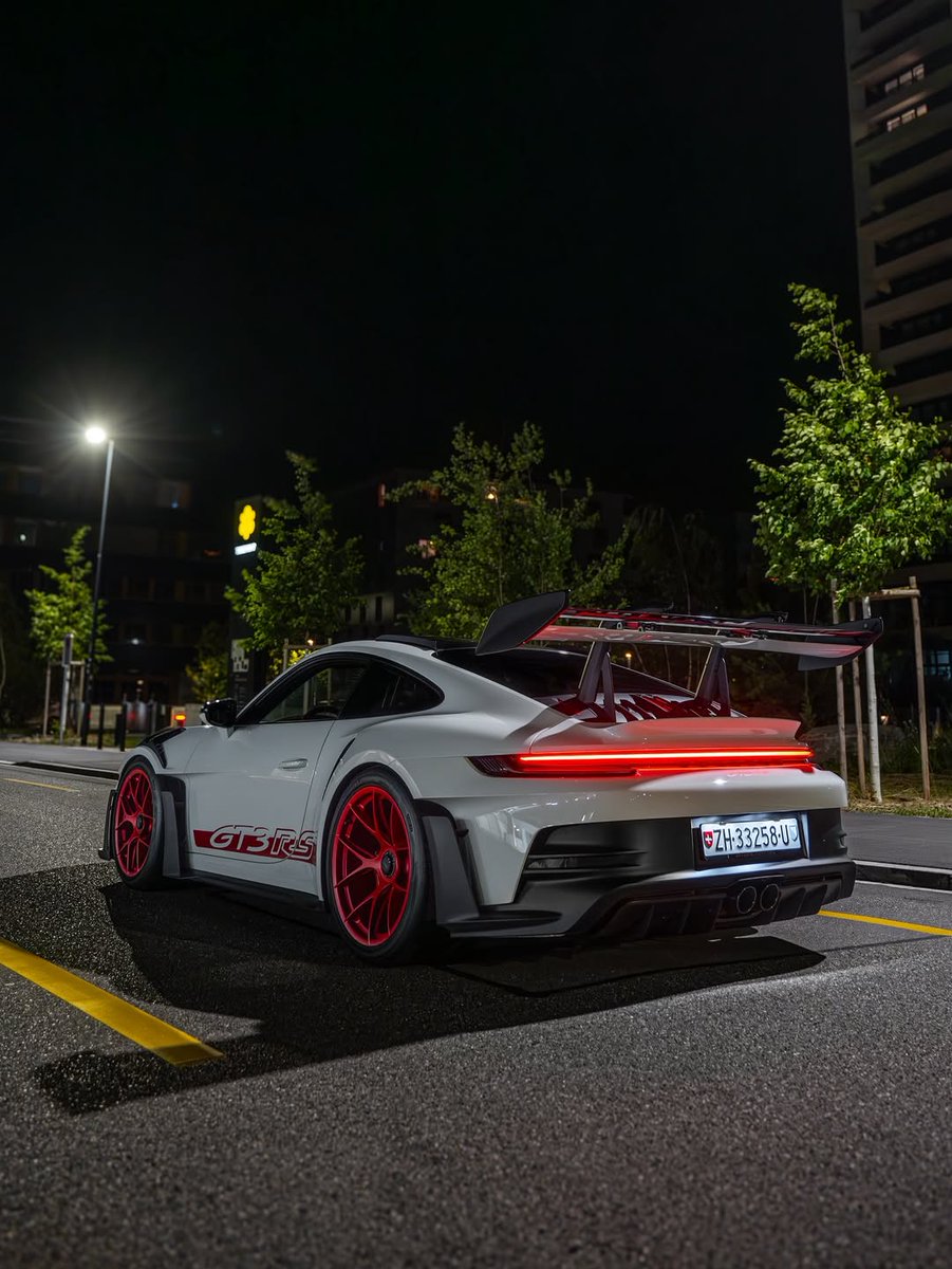 competitionreal's tweet image. Porsche 992 GT3 RS 🚀