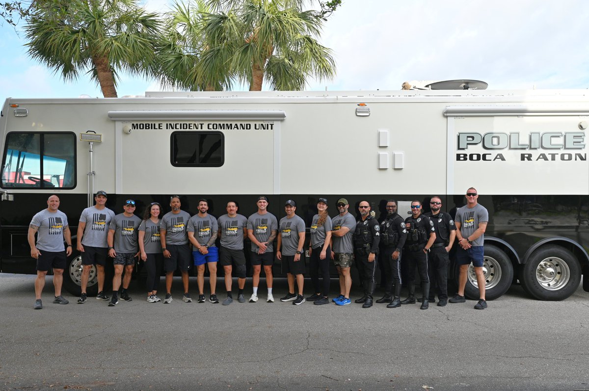 BocaPolice's tweet image. Torch Run 2026! 🫶💙🏃‍♀️🏃‍♂️

Every year, we join other law enforcement agencies in Palm Beach County for a 5K run benefiting @officialSOFL! It’s such an honor to run with and support the athletes.♥️

#boca #bocaraton #brpd #community