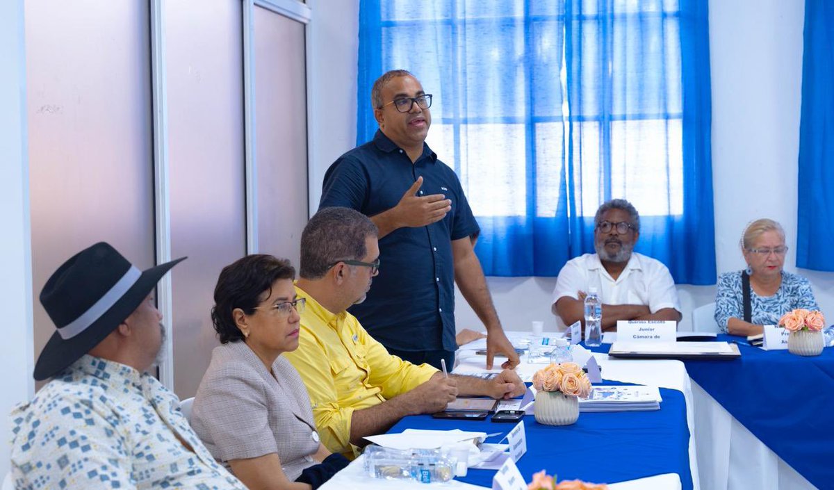 Ministerio de Hacienda y Economía tweet media