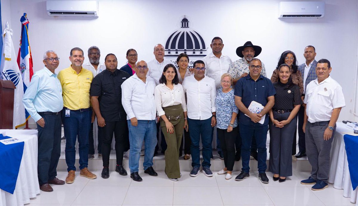 Ministerio de Hacienda y Economía tweet media