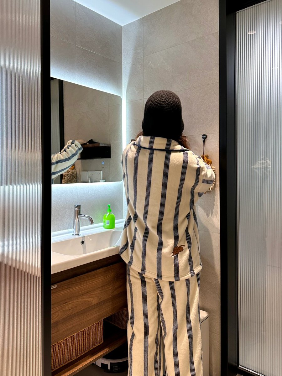 Christina carter tweet media