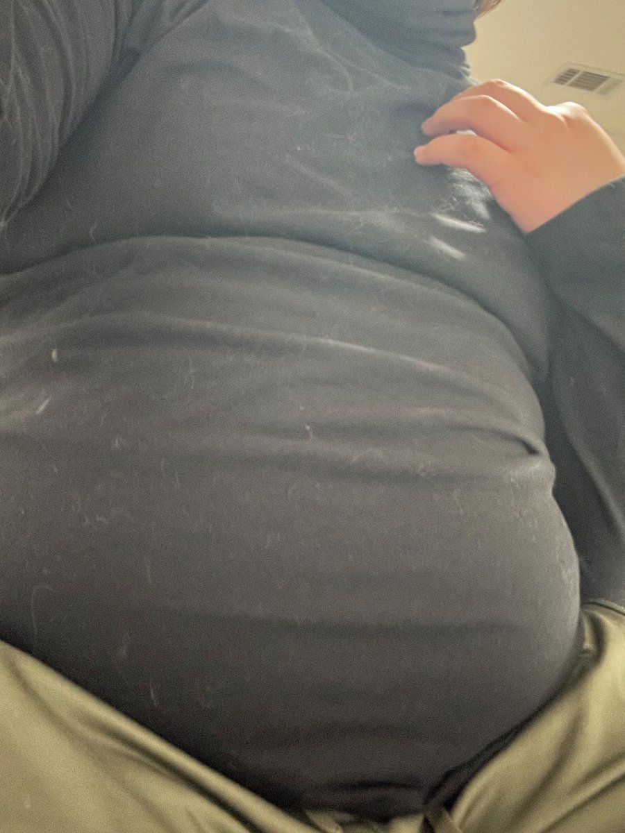 Deitrol's tweet image. c’mere honey, you can give it a smooch if you want