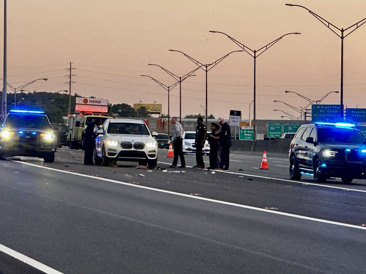 CodyAlcorn's tweet image. UPDATE | @Atlanta_Police  said the woman has died from her injuries. APD Homicide investigators are out here on I-75-NB. No details yet on circumstances surrounding the shooting.