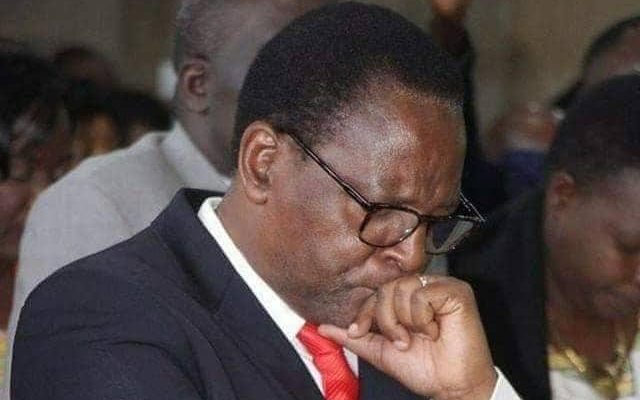 Malawi24's tweet image. Chakwera arrest imminent: former Malawi president hunted over Greenbelt and Fertilizergate scandals

Former President Lazarus Chakwera is reportedly being pursued by authorities in connection with the K39 billion Greenbelt scandal and Fertilizergate, but his Malawi Congress Party