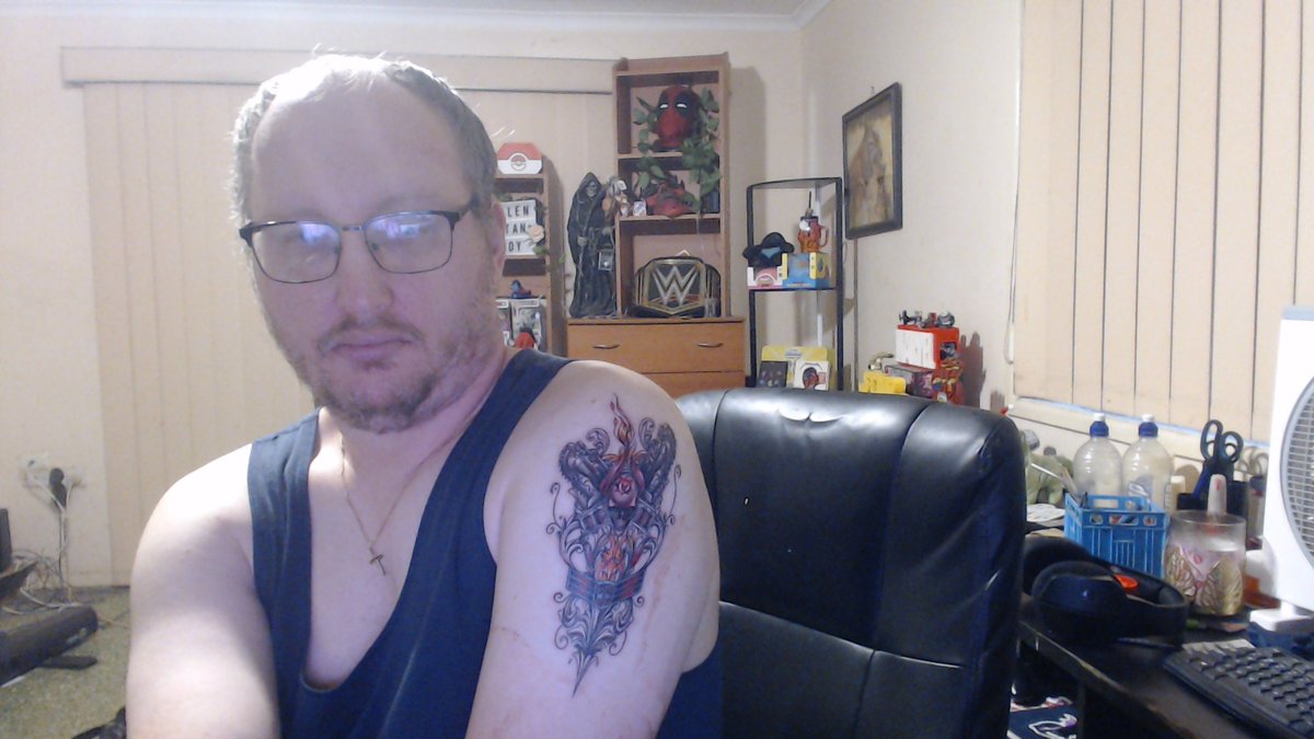 FallenTitanAndy tweet media