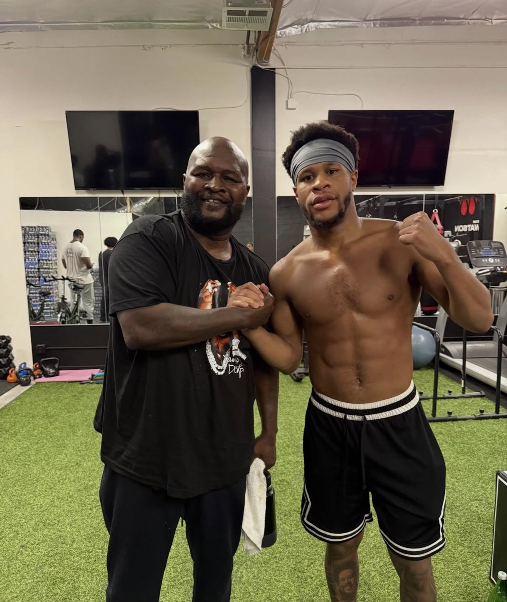 BOXING n BBQ tweet media